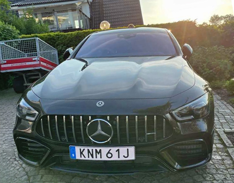 Mörkgrå Mercedes-Benz AMG GT 63 4-dörrars Coupé 4MATIC+ stulen i Onsala söder om Kungsbacka