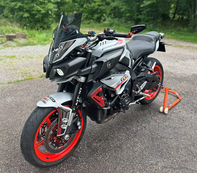 Grå Yamaha MT-10 stulen i Uppsala