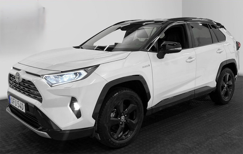 Vit Toyota RAV4 Hybrid AWD "Style" stulen i Vallentuna