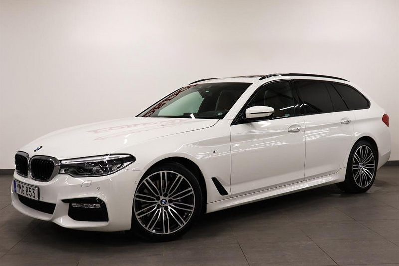 Vit BMW 530D Xdrive Touring stulen i Hägersten, Stockholm
