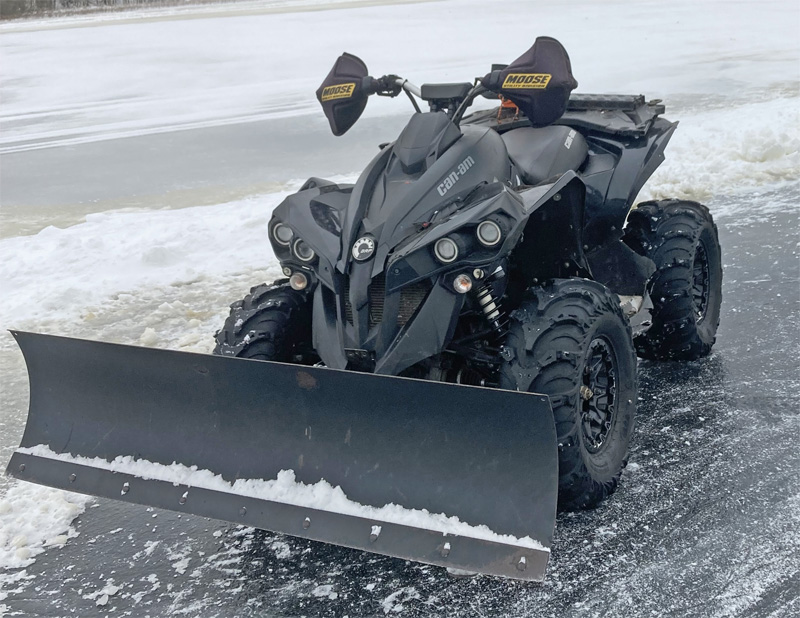 Svart Can Am Renegade 1000 XXC stulen i Österbybruk