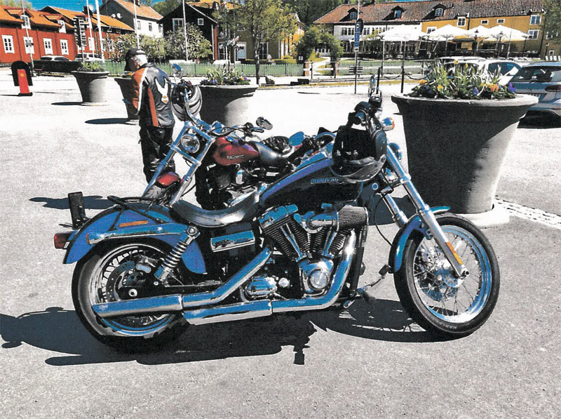 Harley Davidson FXDC Dyna Super Glide stulen i Skärholmen, Stockholm