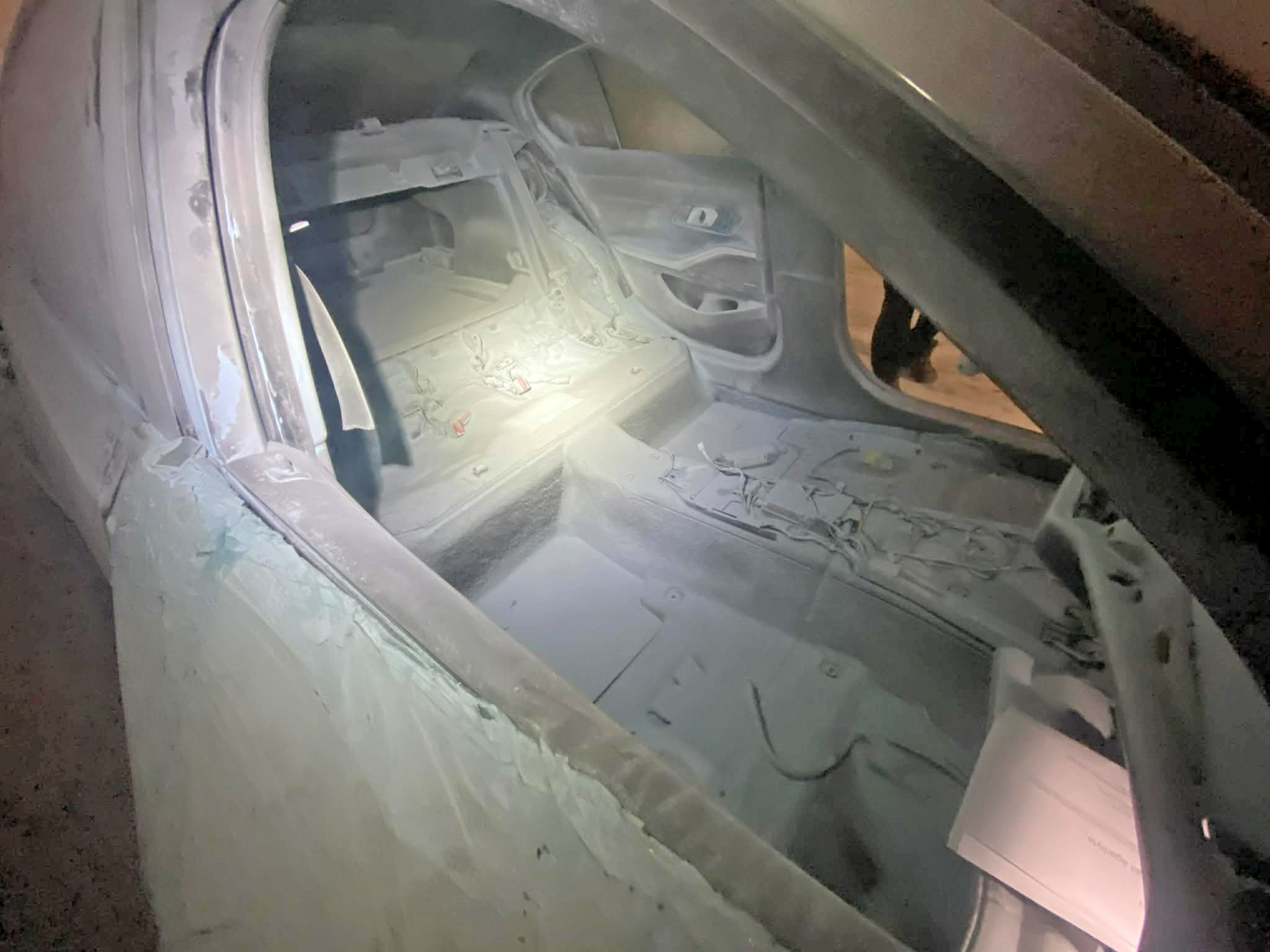 Vit BMW M3 CS slaktad i Råsunda, Solna