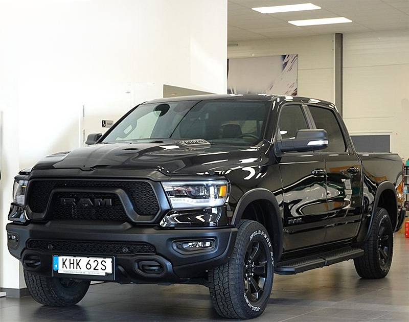 RAM 1500 Crew Cab Rebel Night Edition stulen i Trångsund söder om Stockholm