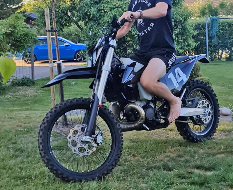 KTM 250 EXC TPI och Beta 01 stulna väster om Väröbacka