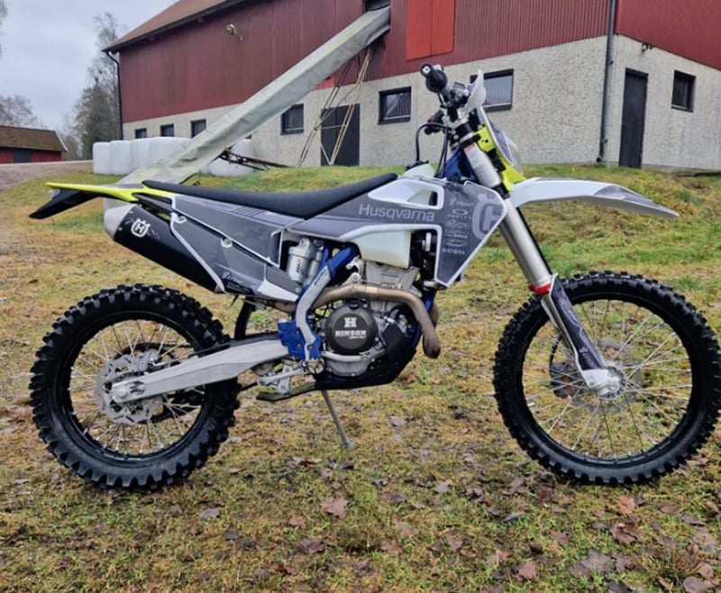 Husqvarna FE 350 stulen nordost om Gråbo