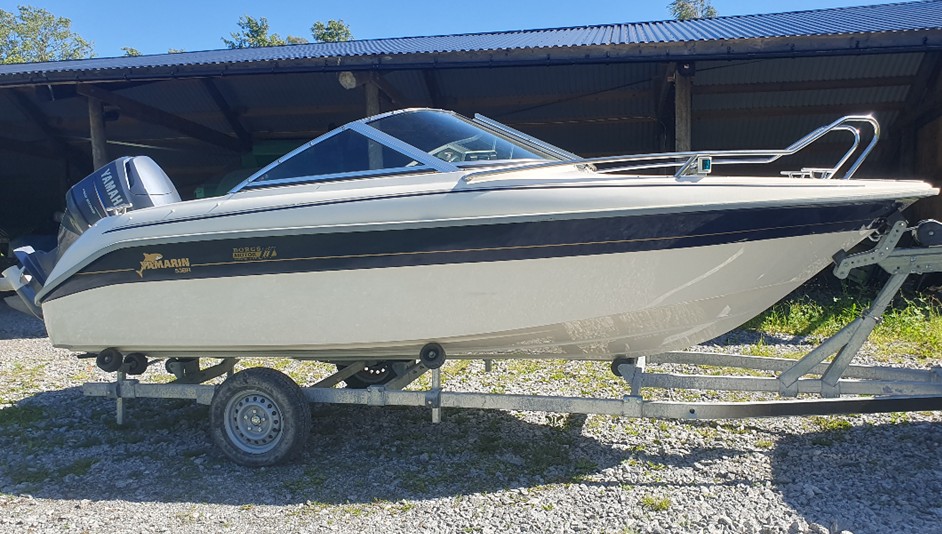 Yamarin 53 BR med 80hk Yamaha stulen i Solna, Stockholm
