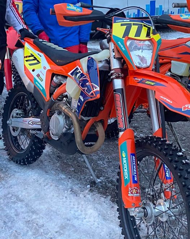 KTM 350 EXC-F stulen i Hummelsta väster om Enköping