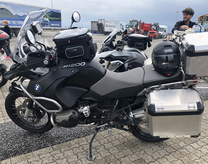 Grå BMW R 1200 GS Adventure stulen i Tågarp utanför Landskrona