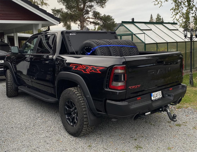 Svart RAM 1500 TRX Crew Cab stulen i Vännäs nordväst om Umeå