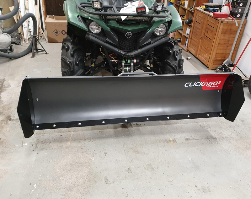 Grön Yamaha YFM 700 EPS Grizzly med Kimpex plog stulen i Hakkas