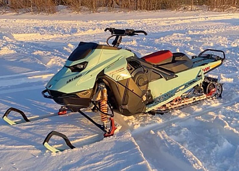 Tre Ski Doo snöskotrar stulna i Strömsund