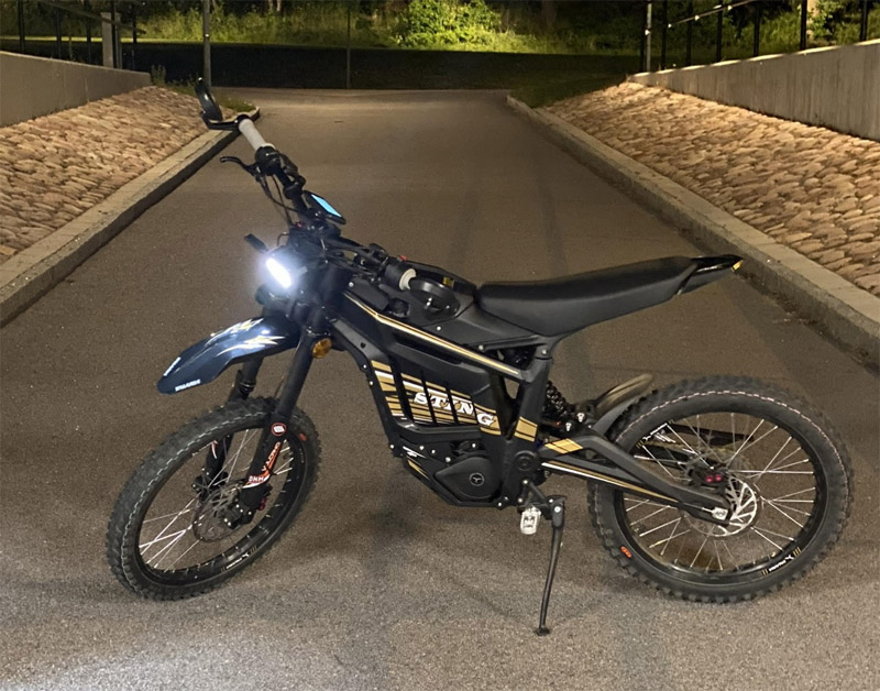 Svart elmoped Talaria TL3000 Sting stulen i Nyköping