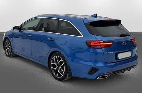 Blå KIA Ceed Sportswagon stulen i Skövde