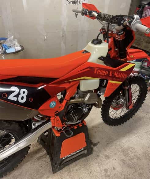 KTM 250 EXC TPI och KTM 350 EXC-F Six Days stulna mellan Vadstena och Skänninge