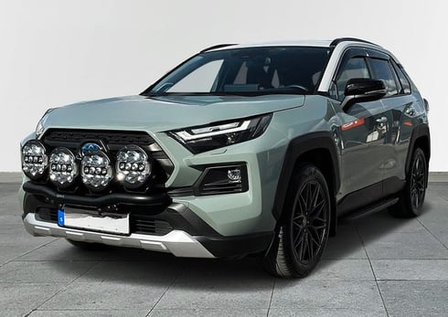 Grön Toyota RAV4 Hybrid AWD Adventure stulen i Ljungby